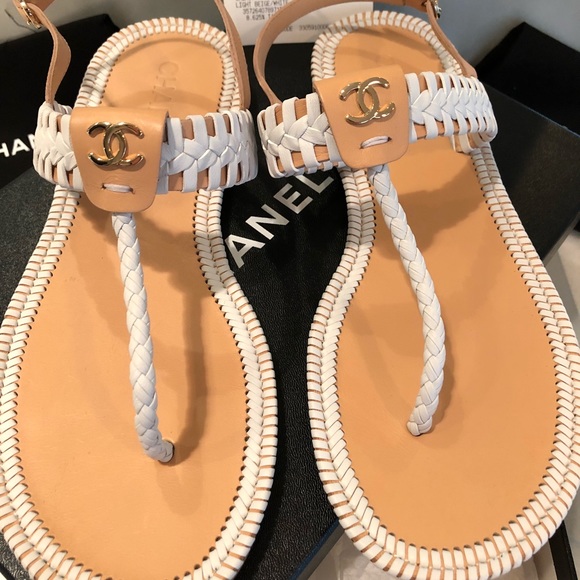 Chanel ❤️💙❤️ - Picture 5 of 8